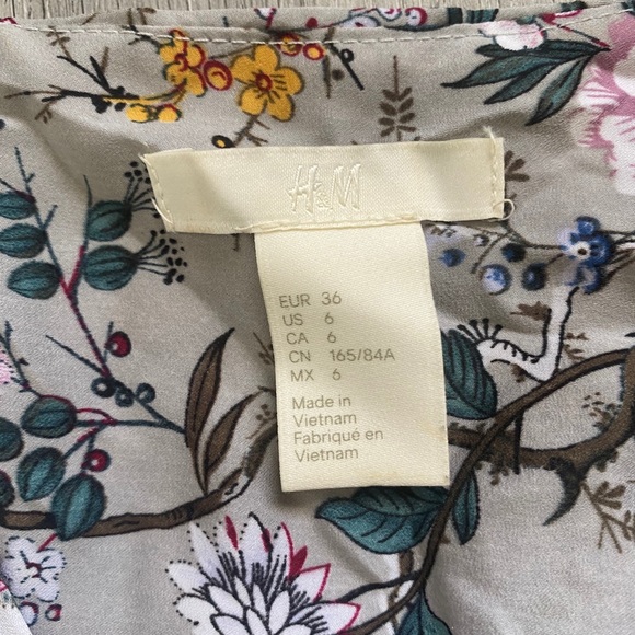 Silk Floral Top - Picture 2 of 3